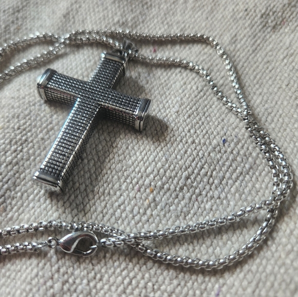 He Rocks Cross Necklace - Picture 4 of 8
